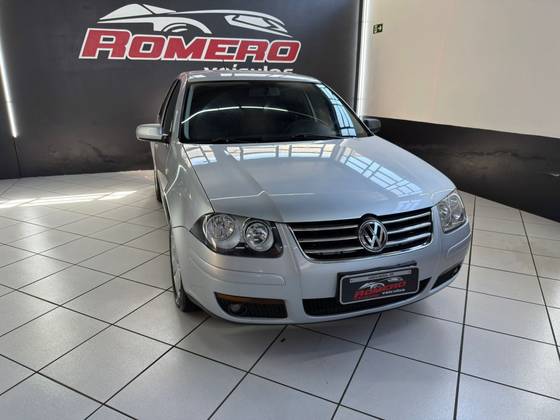 VOLKSWAGEN BORA 2.0 MI 8V FLEX 4P MANUAL